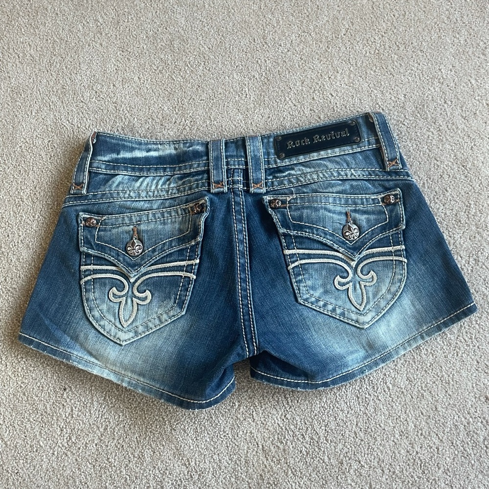 Rock Revival Short